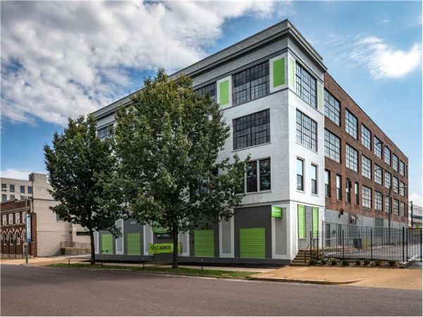 Extra Space Storage - 1062 - St Louis - Forest Park - 4210 Forest Park Avenue
