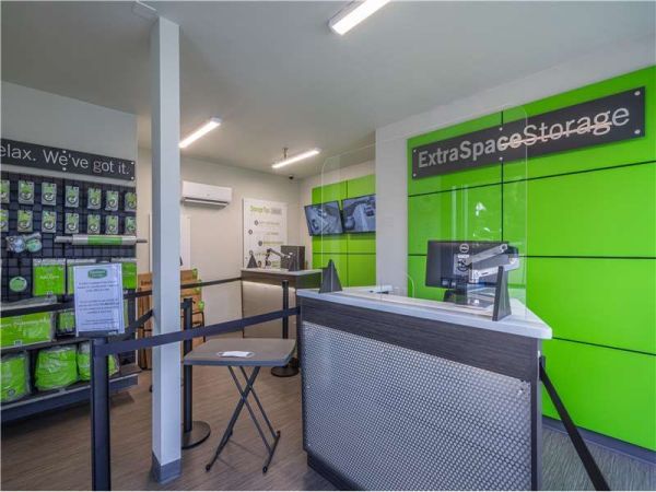 Extra Space Storage - 0221 - Santa Ana - S Grand Av - 511 South Grand Avenue