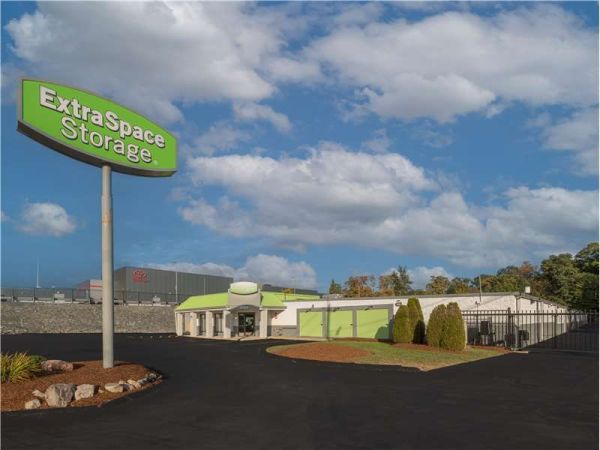 Extra Space Storage - 0264 - North Attleboro - South Washington St - 720 South Washington Street