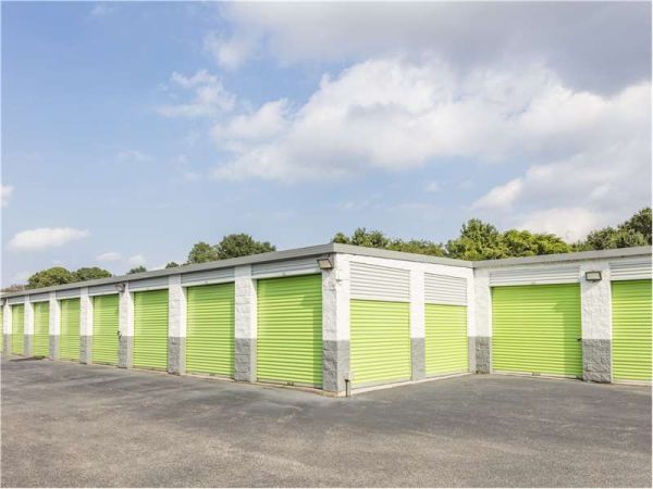 Extra Space Storage - 0297 - Richmond - 5202 West Broad St - 5202 West Broad Street