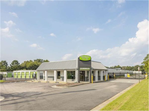 Extra Space Storage - 0297 - Richmond - 5202 West Broad St - 5202 West Broad Street