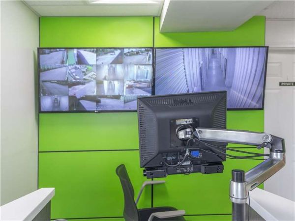 Extra Space Storage - 0438 - Columbus - Innis Rd - 2160 Innis Road