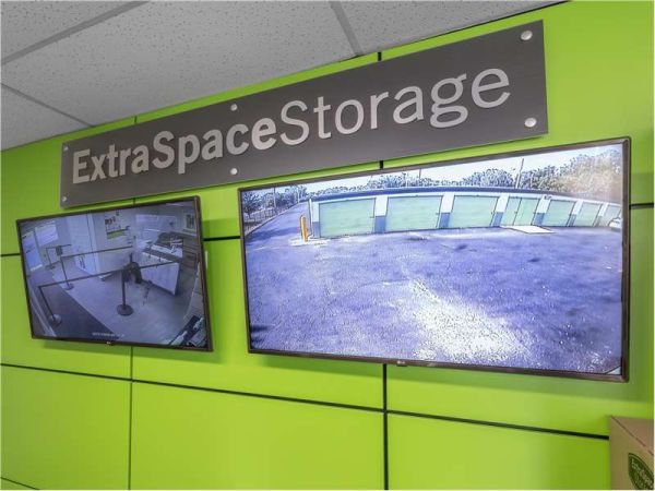 Extra Space Storage - 0439 - Columbus - E Main St - 3569 East Main Street