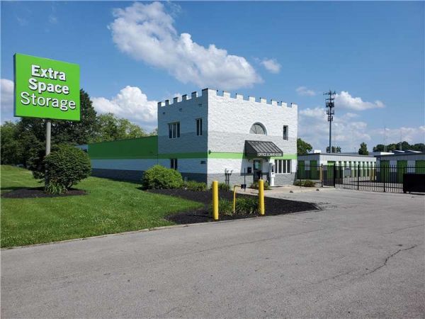 Extra Space Storage - 0478 - Columbus - W Dublin Granville - 3015 West Dublin Granville Road