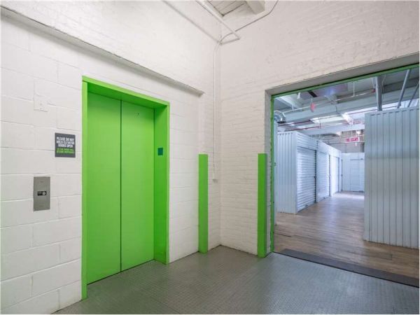Extra Space Storage - 0731 - Chicago - South Wabash - 1255 South Wabash Avenue