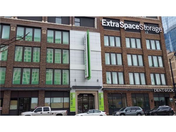 Extra Space Storage - 0731 - Chicago - South Wabash - 1255 South Wabash Avenue