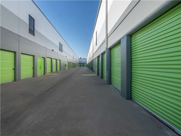 Extra Space Storage - 0801 - Panorama City - Cedros Ave - 8540 Cedros Avenue