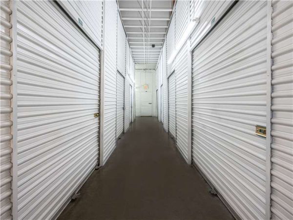 Extra Space Storage - 0801 - Panorama City - Cedros Ave - 8540 Cedros Avenue