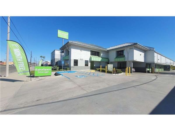 Extra Space Storage - 0802 - Westminster - 6942 Garden Grove Blvd - 6942 Garden Grove Boulevard
