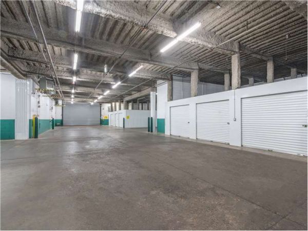 Extra Space Storage - 1229 - Chicago - Montrose - 4455 West Montrose Avenue
