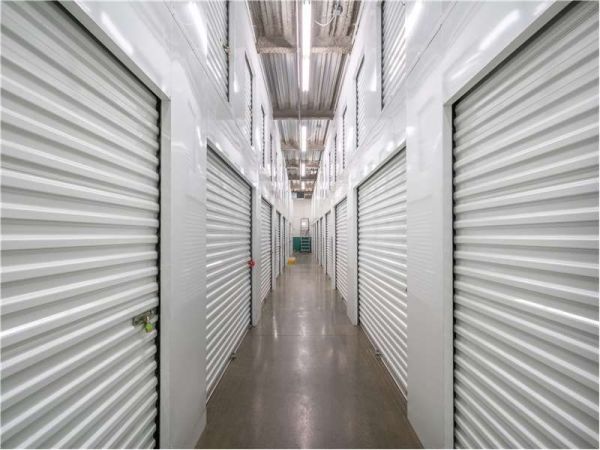 Extra Space Storage - 1229 - Chicago - Montrose - 4455 West Montrose Avenue