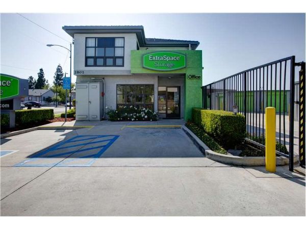 Extra Space Storage - 1525 - Burbank - 2801 Thornton Ave - 2801 Thornton Avenue