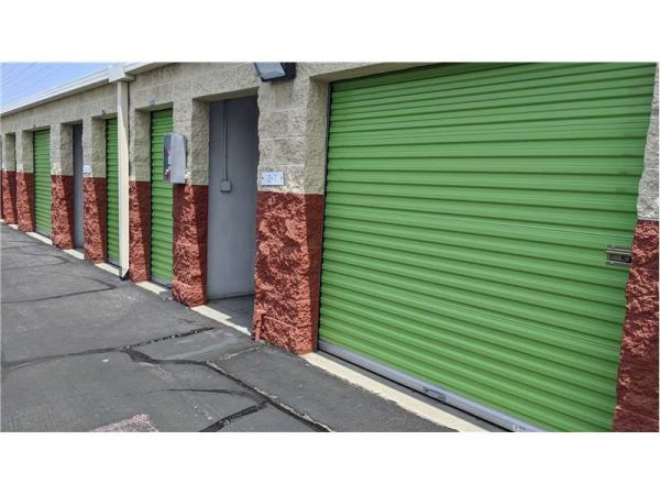 Extra Space Storage - 1530 - Northridge - 18500 Eddy St - 18500 Eddy Street