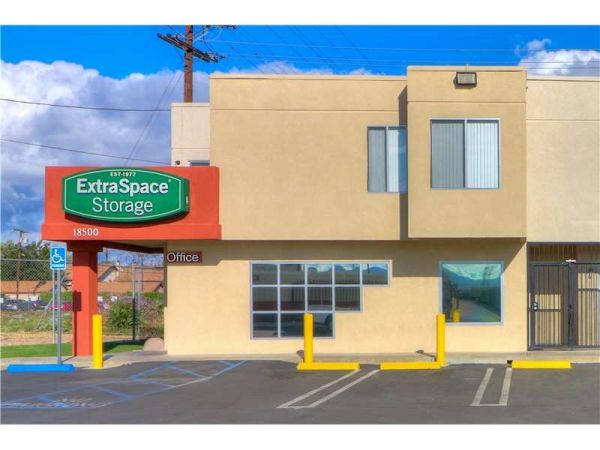 Extra Space Storage - 1530 - Northridge - 18500 Eddy St - 18500 Eddy Street