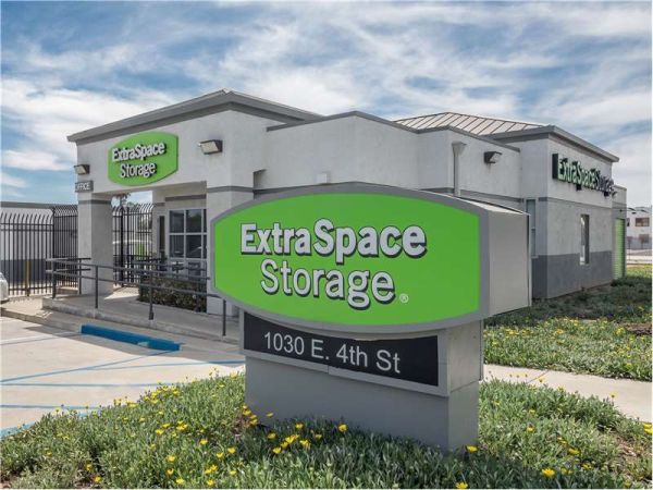 Extra Space Storage - 1536 - Santa Ana - 1030 E 4th St - 1030 East 4th Street