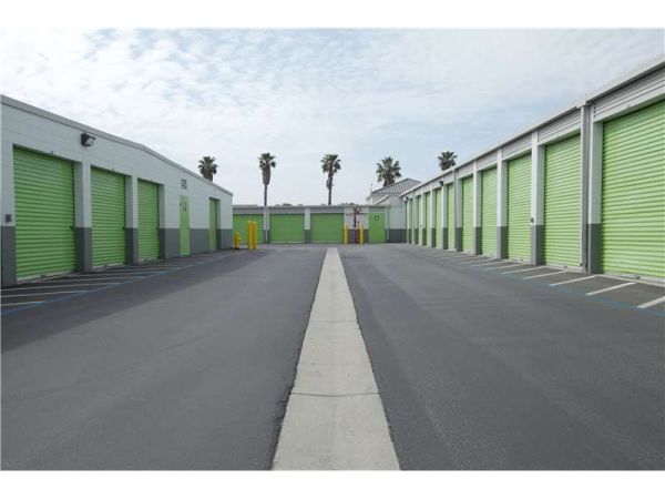 Extra Space Storage - 0695 - Oxnard - W Fifth St - 2585 West 5th Street
