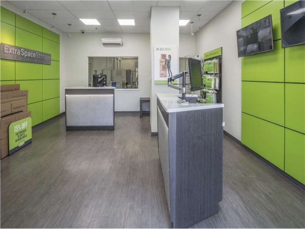 Extra Space Storage - 1563 - Los Angeles - S Western Ave - 5555 South Western Avenue