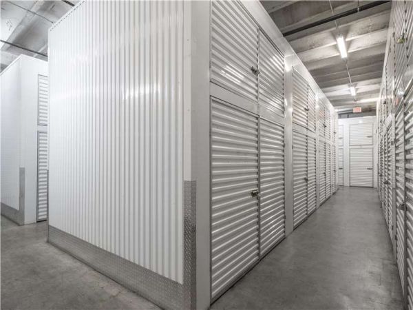 Extra Space Storage - 1563 - Los Angeles - S Western Ave - 5555 South Western Avenue