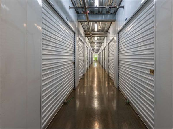 Extra Space Storage - 1565 - Sunland - Foothill Blvd - 8250 Foothill Boulevard