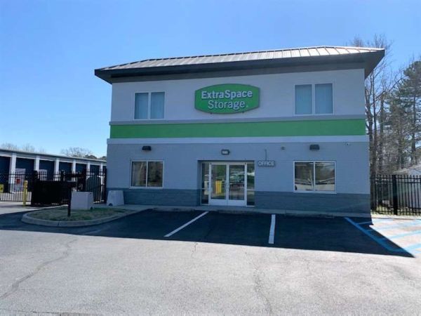 Extra Space Storage - 1580 - Chesapeake - Military Hwy - 3264 South Military Highway