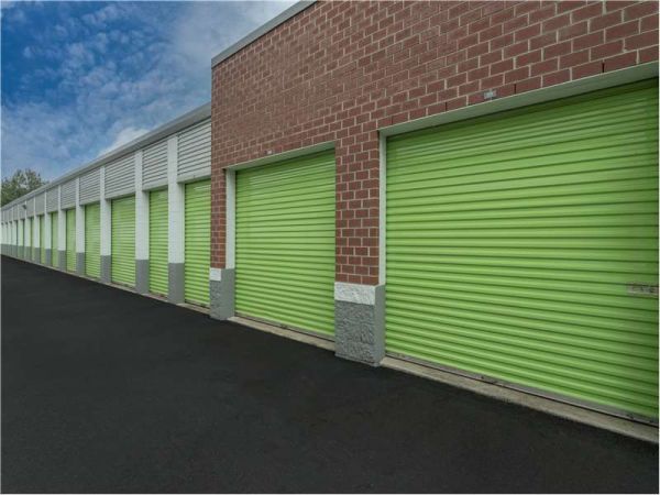 Extra Space Storage - 1581 - Newport News - Tyler Ave - 25 Tyler Avenue