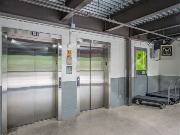 Extra Space Storage - 1688 - Marietta - Powers Ferry Rd - 2035 Powers Ferry Road