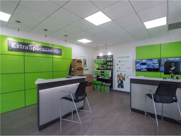 Extra Space Storage - 1692 - Marietta - Austell Rd SW - 2619 Austell Road Southwest