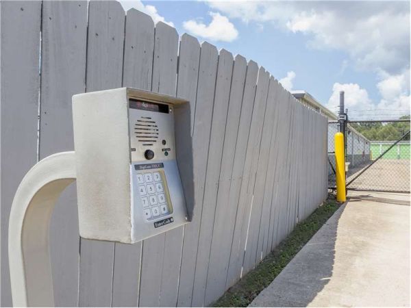 Extra Space Storage - 1720 - Canton - Yandell Rd - 122 Yandell Road