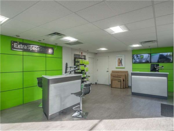 Extra Space Storage - 1732 - North Las Vegas - Ann Rd - 3155 West Ann Road