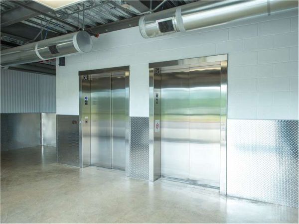 Extra Space Storage - 1626 - Suwanee - Peachtree Pkwy - 3130 Peachtree Parkway