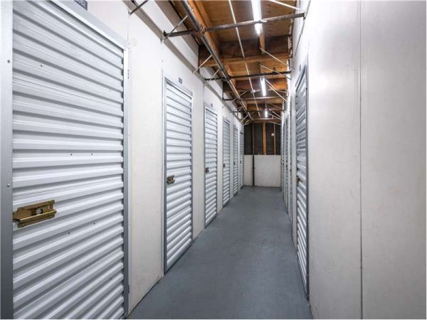 Extra Space Storage - 1879 - San Diego - Frazee Rd - 1560 Frazee Road