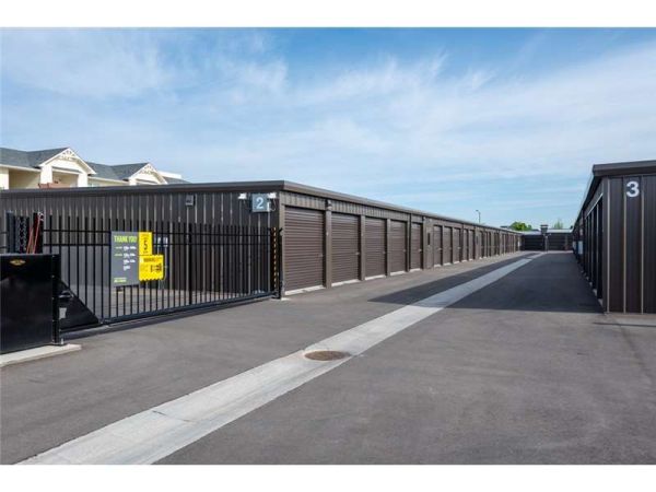 Extra Space Storage - 7236 - Meridian - Dyver Ave - 5100 North Dyver Avenue