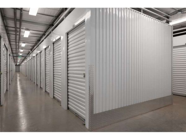 Extra Space Storage - 7236 - Meridian - Dyver Ave - 5100 North Dyver Avenue