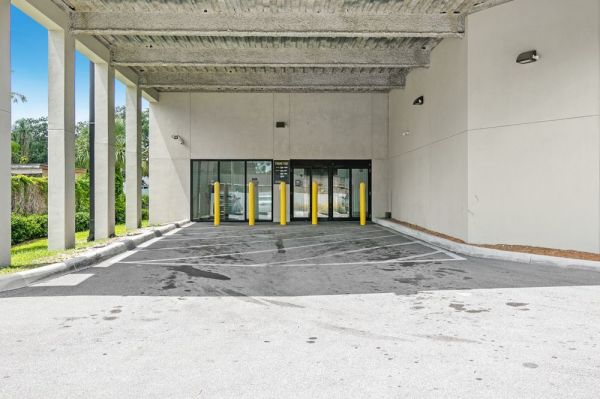 Extra Space Storage - 7137 - Tampa - Florida Ave - 7202 North Florida Avenue