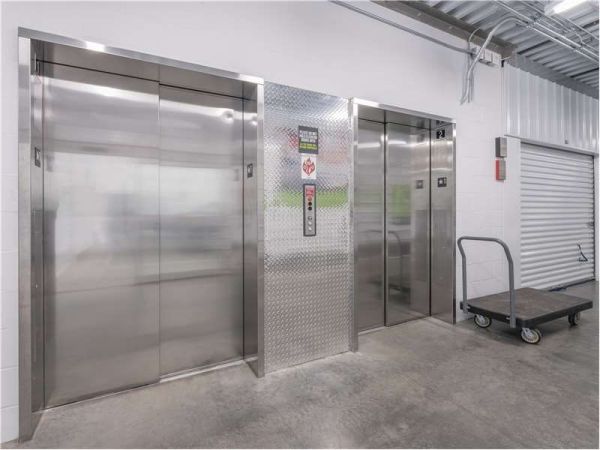 Extra Space Storage - 1923 - Eagan - Nicols Rd - 4095 Nicols Road