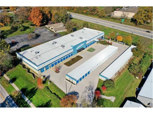 Extra Space Storage - 2111 - Bloomington - Gourley Pike - 606 West Gourley Pike