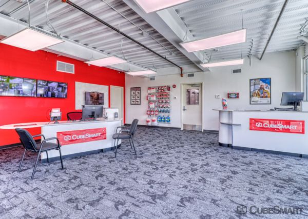 CubeSmart Self Storage FL Orlando S Alafaya Trail - 1910 South Alafaya Trail