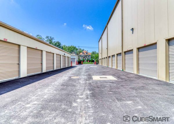 CubeSmart Self Storage - 4130 Mayfield Road - 4130 Mayfield Road