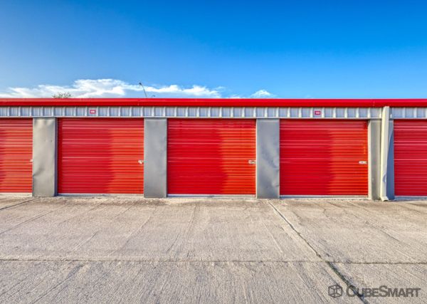 CubeSmart Self Storage - 14311 West Bellfort Boulevard - 14311 West Bellfort Boulevard