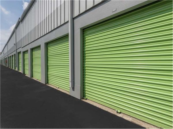 Extra Space Storage - 1120 - Iselin - Route 1 South - 725 U.S. 1