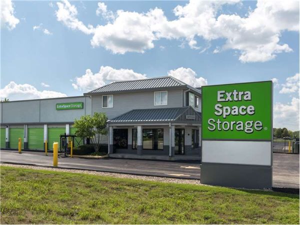 Extra Space Storage - 0652 - Indianapolis - E 65th St - 5335 East 65th Street