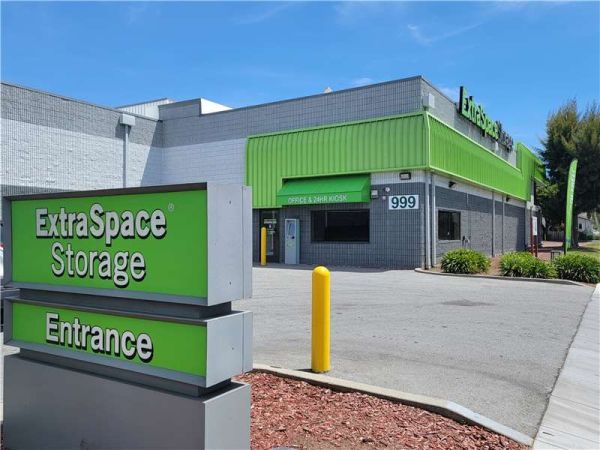 Extra Space Storage - 0793 - Palo Alto - E Bayshore Rd - 999 East Bayshore Road
