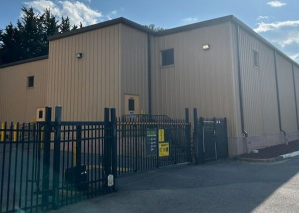Extra Space Storage - 3033 - Frederick - Patrick St - 1212 West Patrick Street