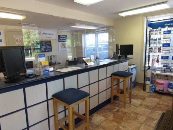 Extra Space Storage - 3080 - Landover - Pennsy Drive - 2929 Pennsy Drive