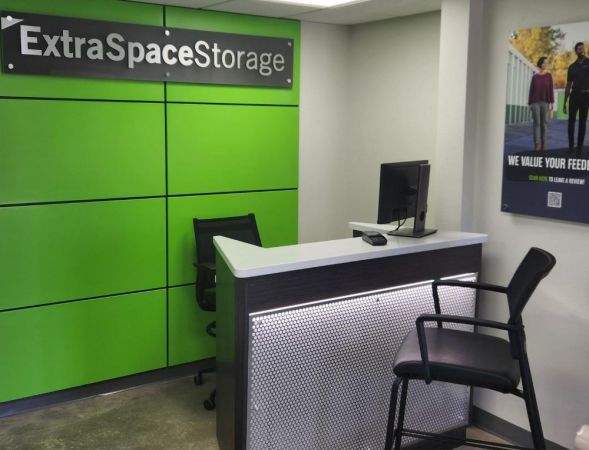 Extra Space Storage - 3338 - Colorado Springs - Scarlet Drive - 4750 Scarlet Drive