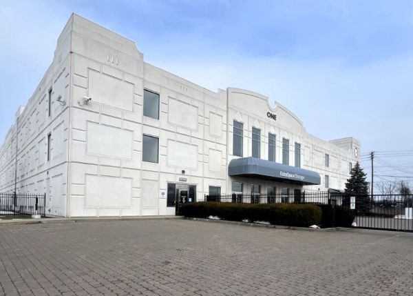 Extra Space Storage - 3342 - Farmingdale - Executive Blvd - 1 Executive Boulevard
