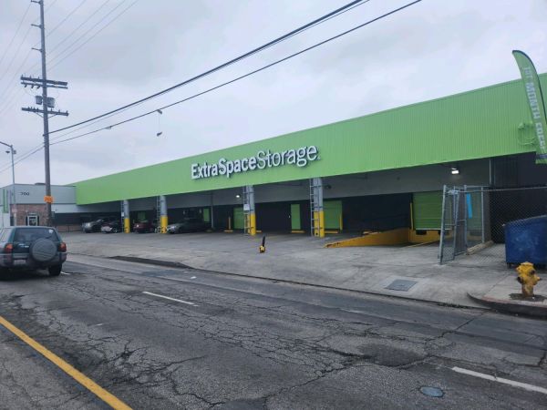 Extra Space Storage - 3409 - Los Angeles - 700 E Slauson Ave - 700 East Slauson Avenue