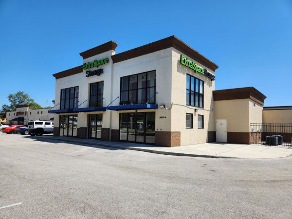 Extra Space Storage - 3519 - Orlando - Curry Ford Road - 4020 Curry Ford Road