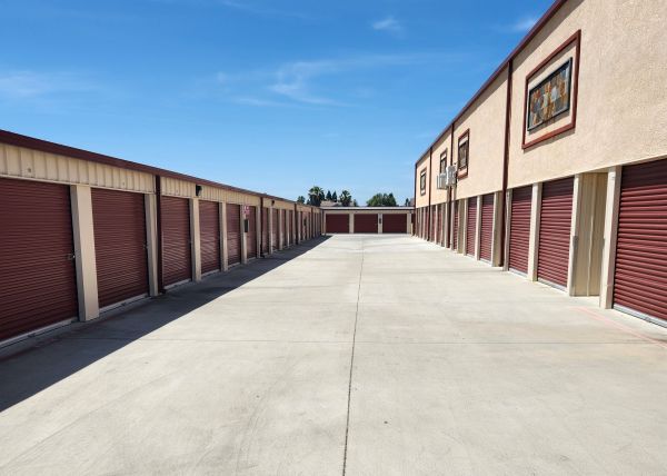 Extra Space Storage - 3525 - West Sacramento - Jefferson Blvd - 3280 Jefferson Boulevard
