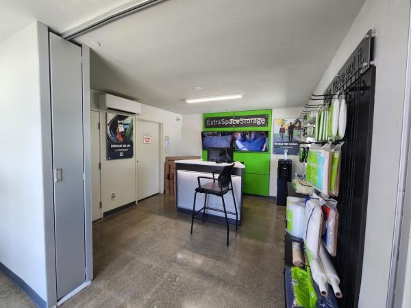 Extra Space Storage - 3525 - West Sacramento - Jefferson Blvd - 3280 Jefferson Boulevard